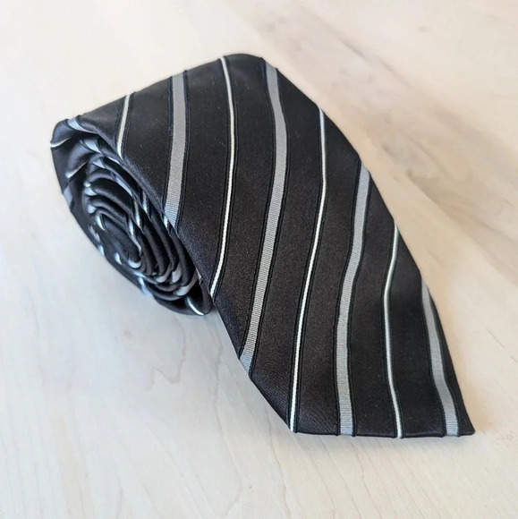🇮🇹CANALI black striped tie - Picture 4 of 10